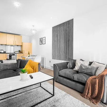 Beautiful City Centre - 1 Bedroom Apt With Secure Parking - Top Rated - 85Cc Birmingham Exterior photo
